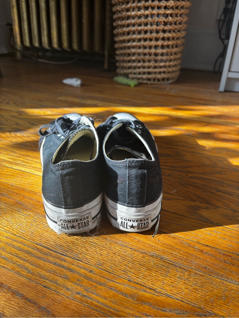 CONVERSE Platform (Low Rise) - Picture 3 of 8